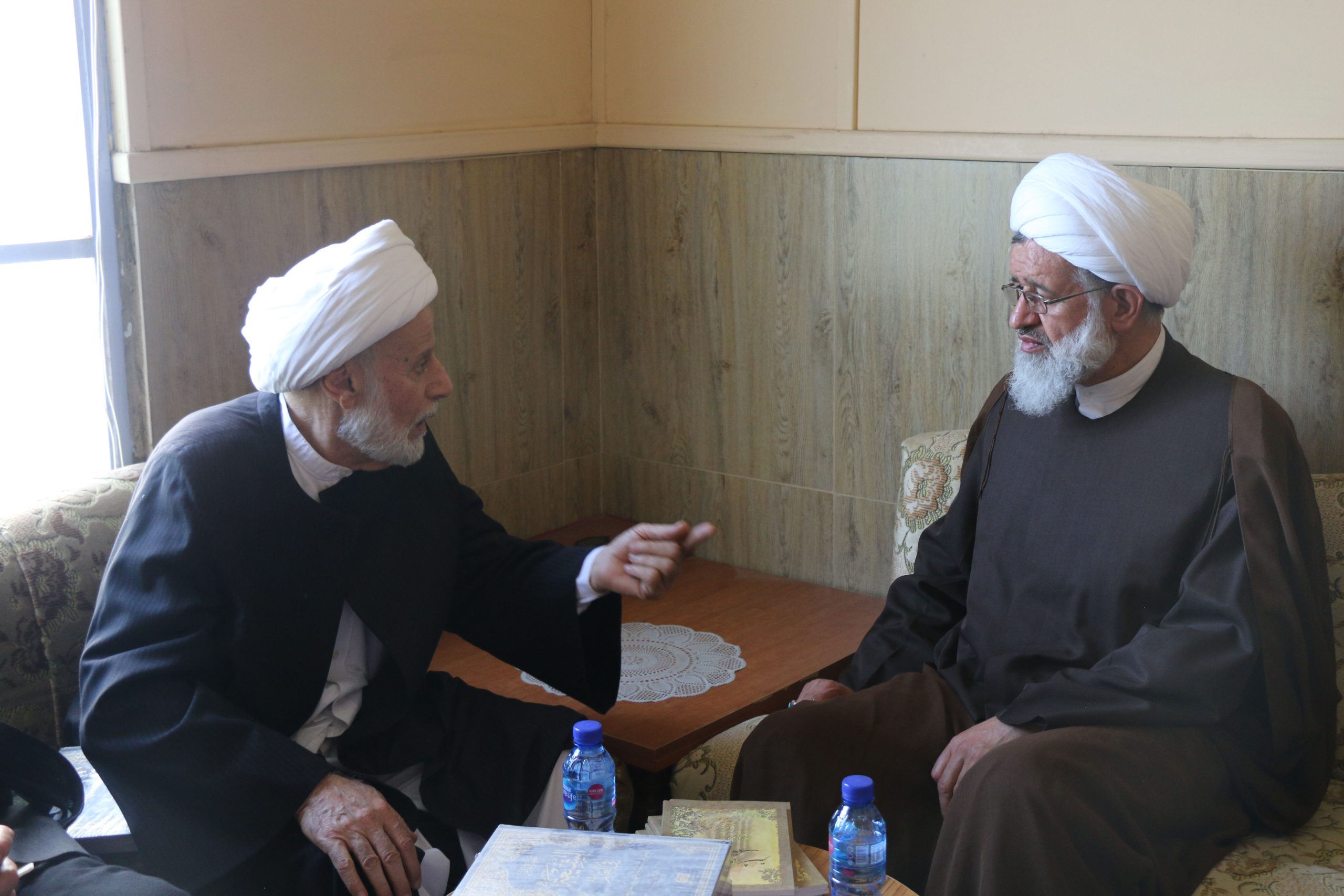 دیدار آیت الله کلباسی و آیت الله شیخ جعفر المهاجر
