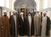 حضور جمعی از علما و فضلای انقلابی اصفهان در مدرسه علمیه مالک اشتر