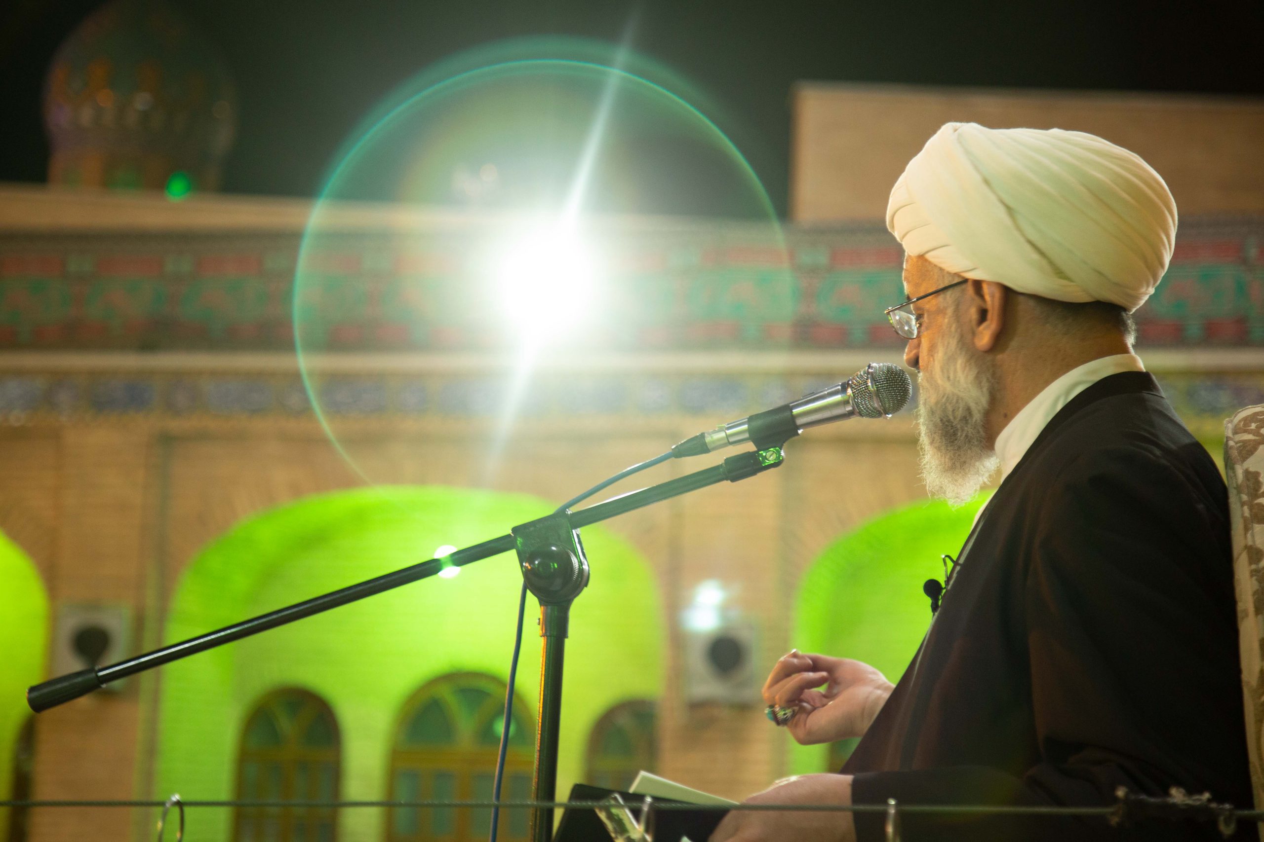 برای حفظ نظام اسلامی و تحقق تمدن نوین اسلامی آگاهی همه آحاد جامعه مورد نیاز است.