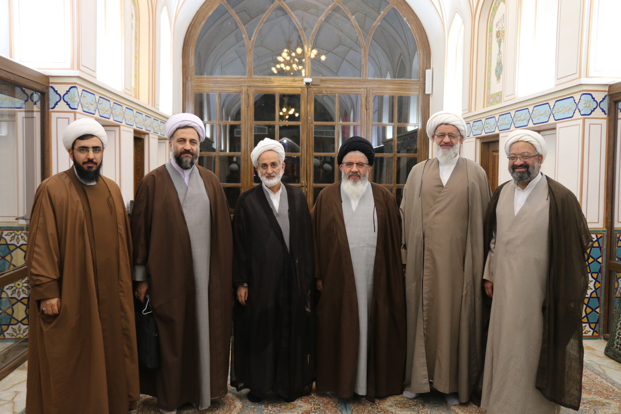 حضور جمعی از علما و فضلای انقلابی اصفهان در مدرسه علمیه مالک اشتر