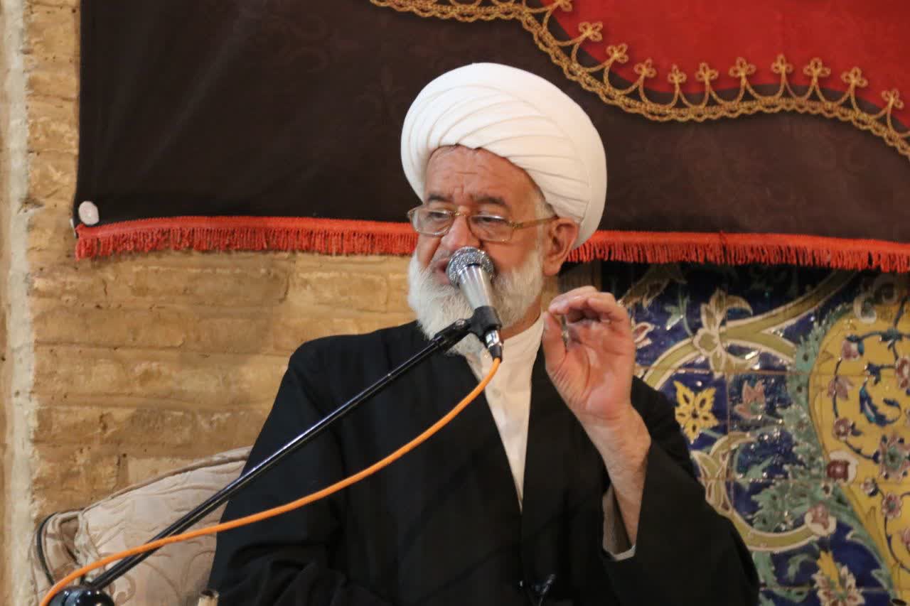 محفل اشک و ماتم؛ عزاداری دهه اول محرم در مسجد رکن الملک برگزار شد